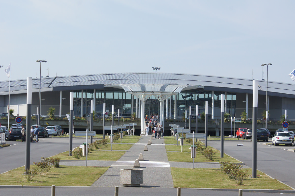 Aéroport de Brest (Brest Aéroport) .1