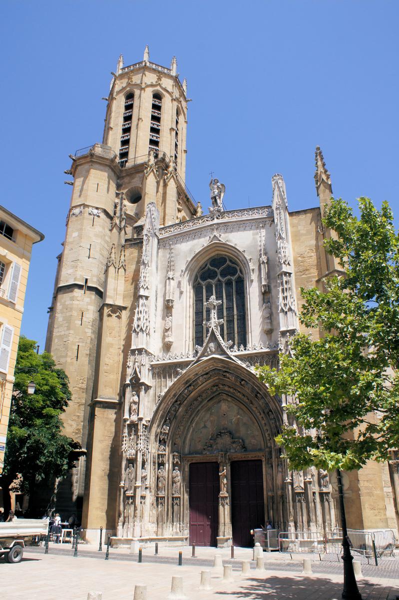 France, Portail de la Cathédrale St. Sauveur dAix en 
